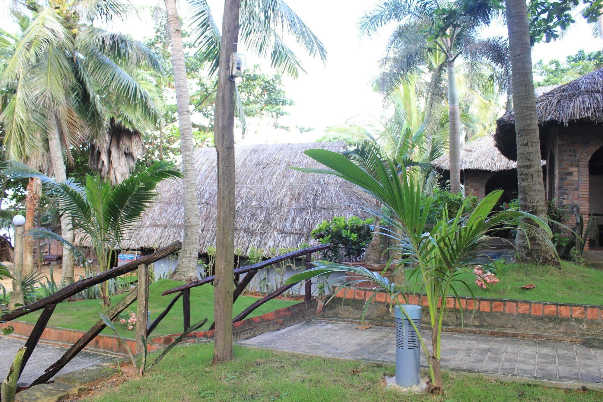 Lien Hiep Thanh Homestay & Beach Bar Phú Quốc Exterior foto