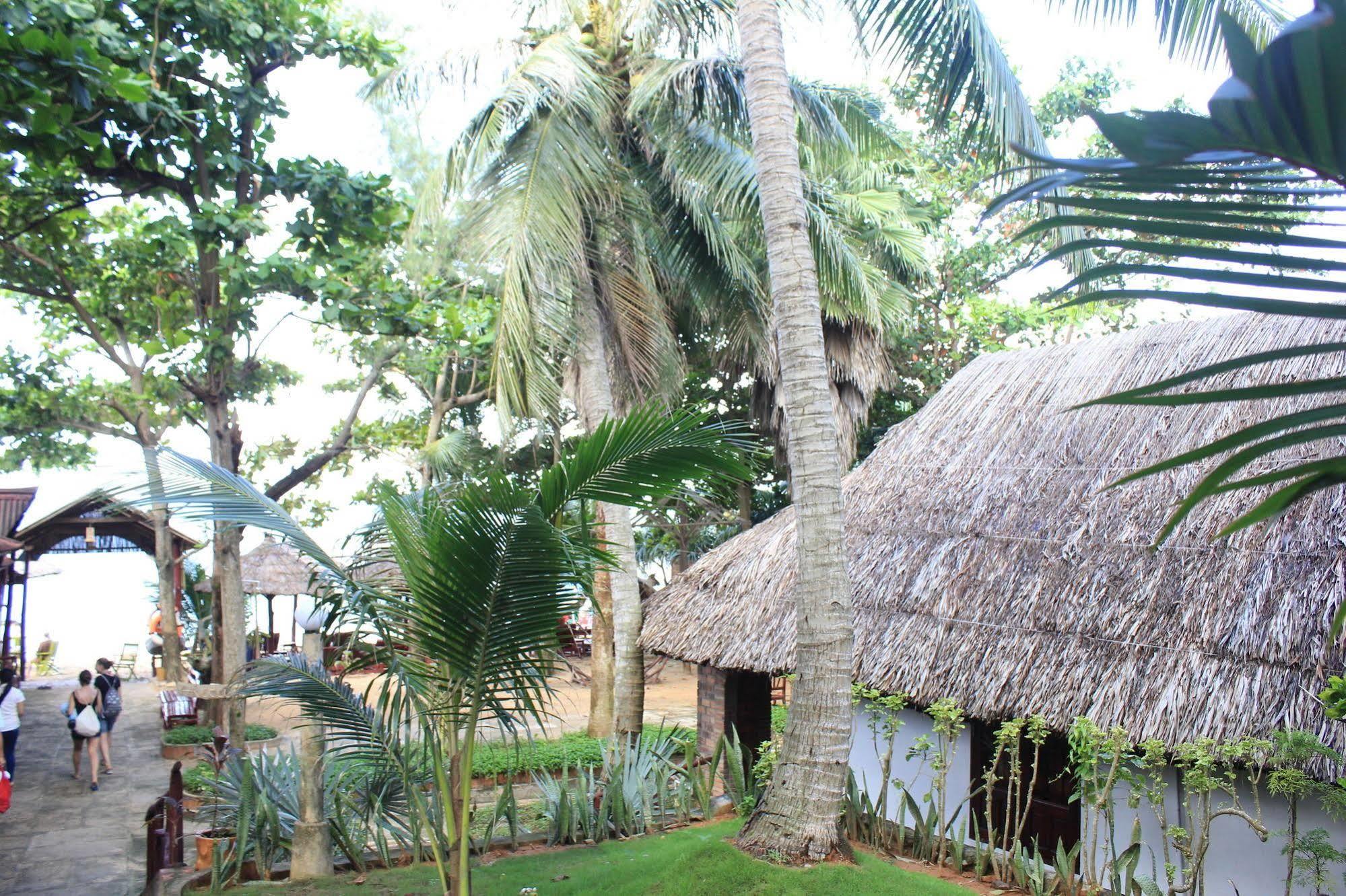 Lien Hiep Thanh Homestay & Beach Bar Phú Quốc Exterior foto